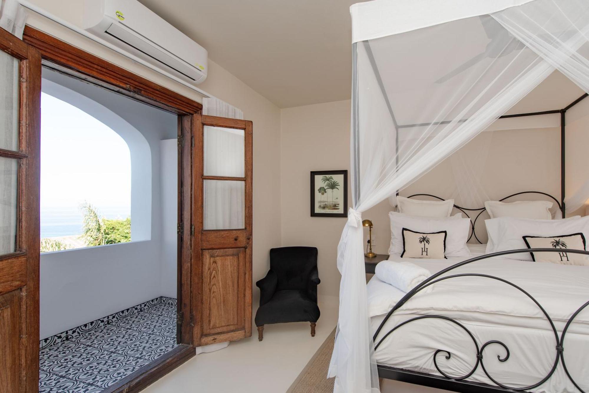Hotel The Ivory Haus Plettenberg Bay Exterior foto