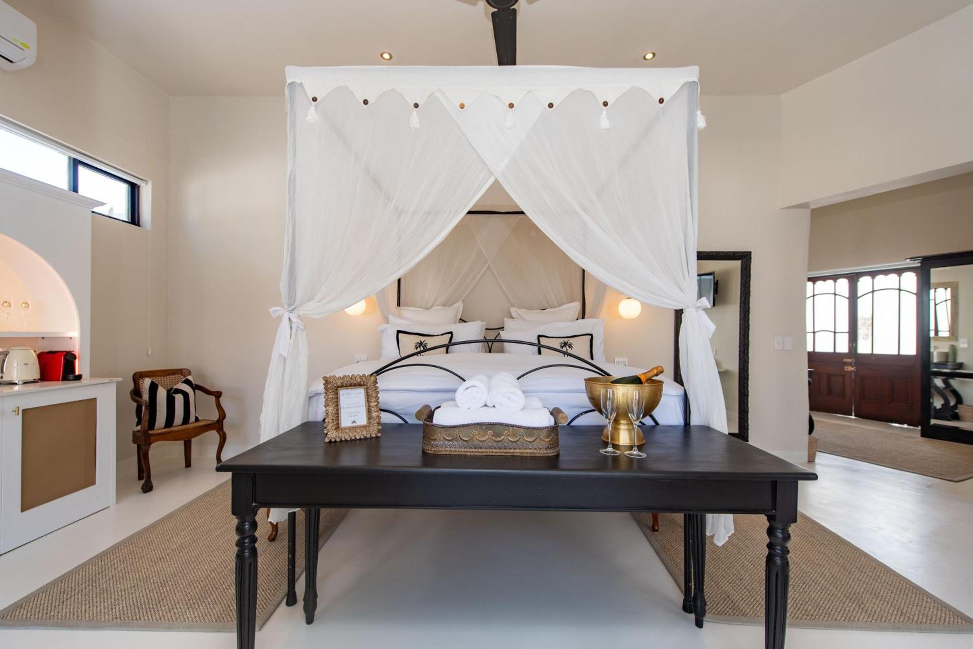 Hotel The Ivory Haus Plettenberg Bay Exterior foto