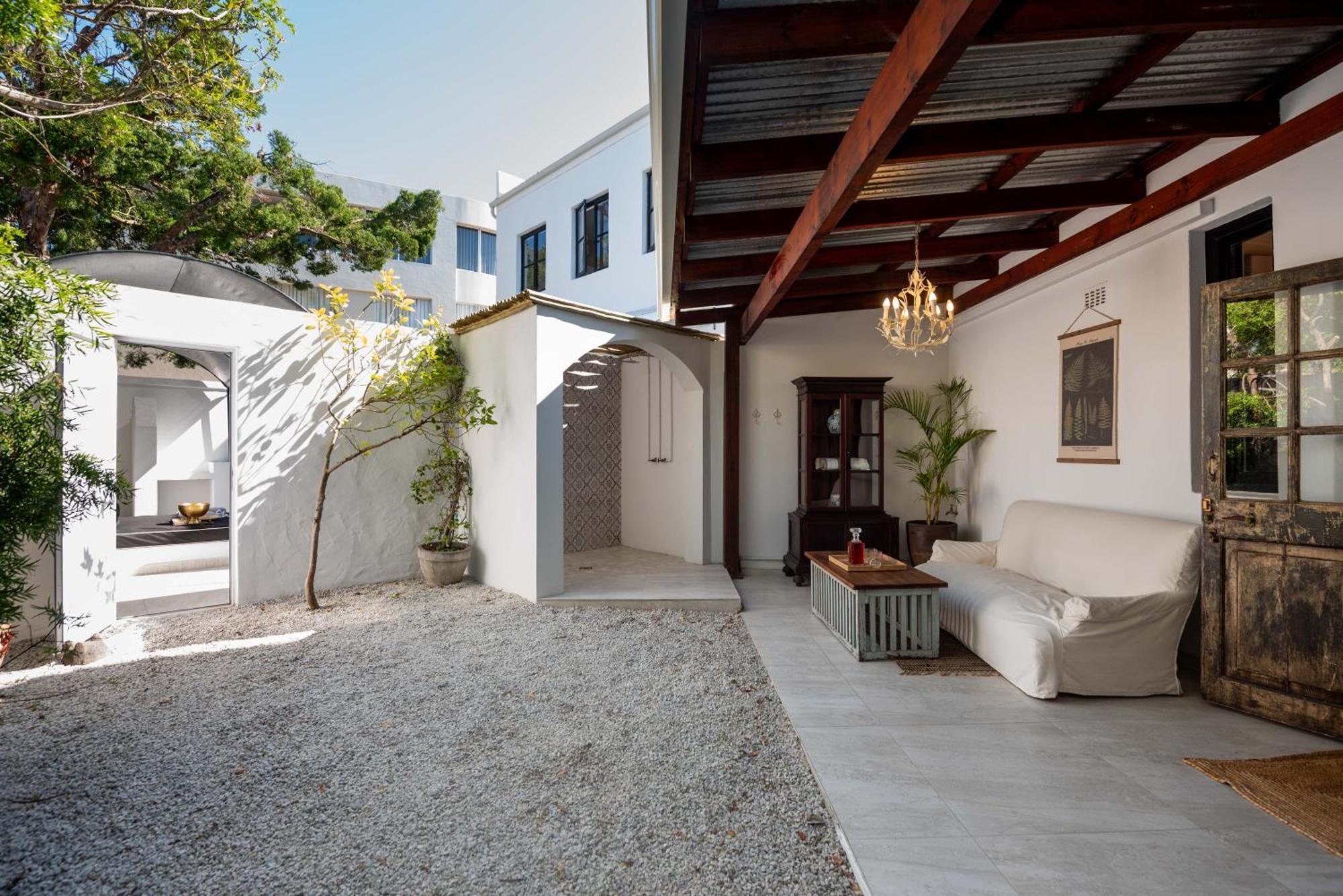 Hotel The Ivory Haus Plettenberg Bay Exterior foto